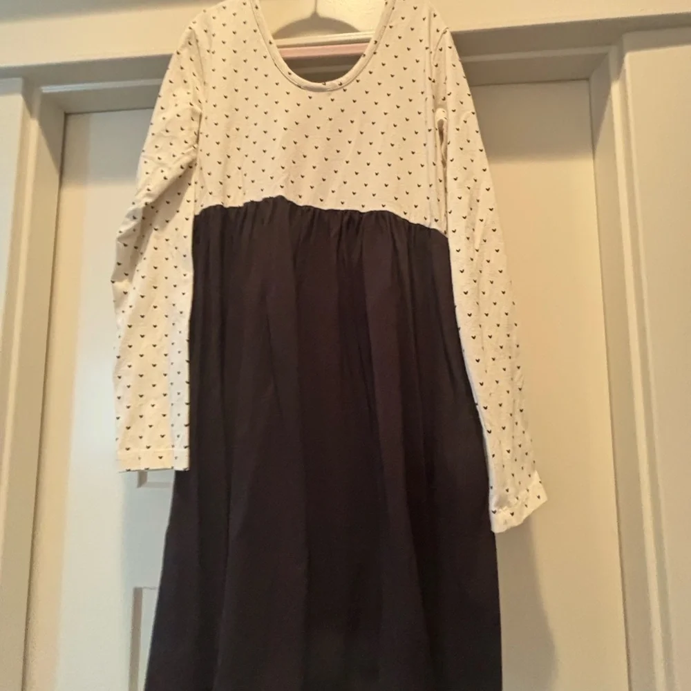 Disney Cream and Black Heart Pattern Dress - Picture 4 of 5